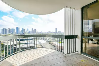 5001 Woodway Drive #1502, Houston, TX 77056 - Photo 22