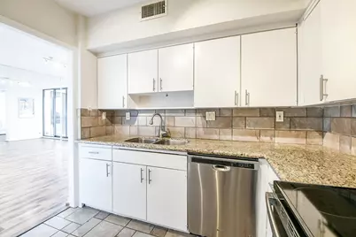 5001 Woodway Drive #1502, Houston, TX 77056 - Photo 20