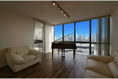 5001 Woodway Drive #1502, Houston, TX 77056 - Photo 8