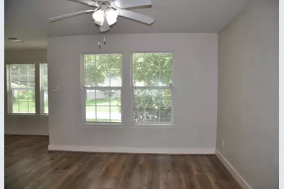 20734 Settlers Lake Circle N, Katy, TX 77449 - Photo 8