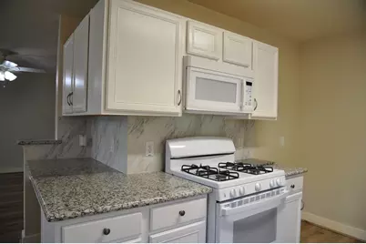 20734 Settlers Lake Circle N, Katy, TX 77449 - Photo 16