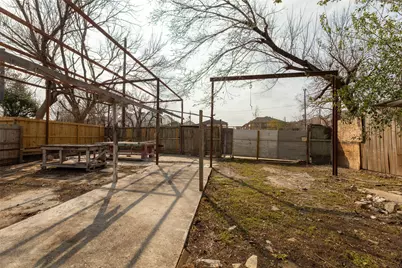 5229 Eigel Street, Houston, TX 77007 - Photo 10