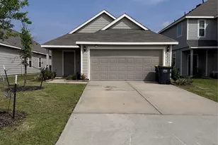 2217 Middle Rdg Dr, Conroe, TX 77301 - Photo 2