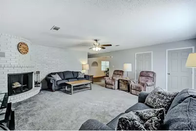 260 Lawrence Lane, Vidor, TX 77662 - Photo 16