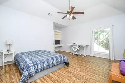 19 Clear Springs Court, Sugar Land, TX 77479 - Photo 18