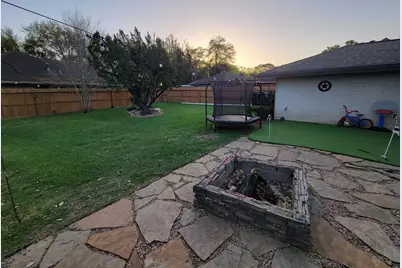 12403 Tottenham Drive, Houston, TX 77031 - Photo 6