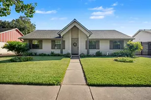 8515 Edgemoor Dr, Houston, TX 77036 - Photo 1