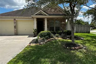 31818 Forest Park Ct, Conroe, TX 77385 - Photo 1