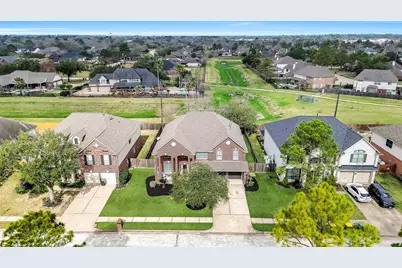 3612 W Pine Orchard Drive, Pearland, TX 77581 - Photo 8