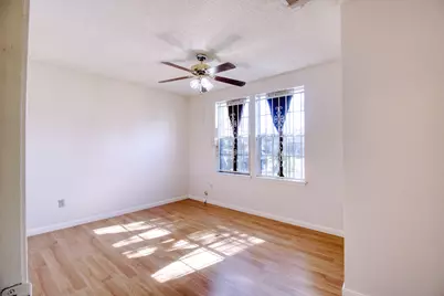 12119 Crystalwood Drive, Houston, TX 77013 - Photo 10