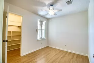 12119 Crystalwood Dr, Houston, TX 77013 - Photo 12