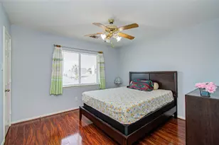 6626 Sunrise Valley Ln, Houston, TX 77083 - Photo 16