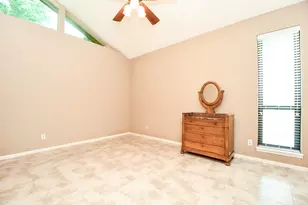 3002 Montford Ct, Sugar Land, TX 77478 - Photo 36