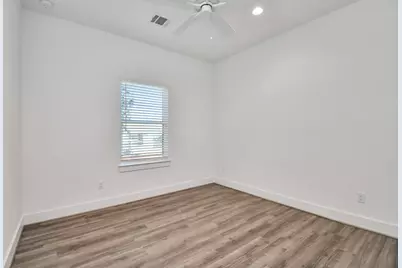 9020 Laverne Laurel Lane, Houston, TX 77080 - Photo 28