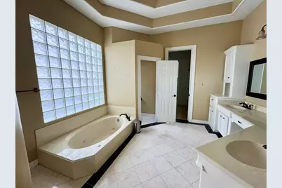 15106 Green Tavern Court, Cypress, TX 77429 - Photo 12