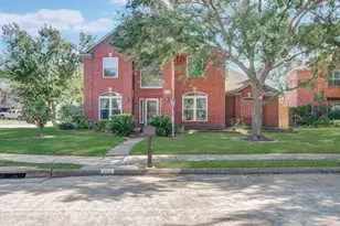 103 Esplanade Pl, Stafford, TX 77477 - Photo 1