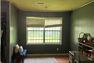 6147 Glenhurst Dr, Houston, TX 77033 - Photo 2