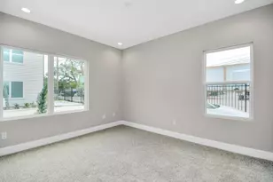 2903 Sherwood Grn Ln, Houston, TX 77092 - Photo 10