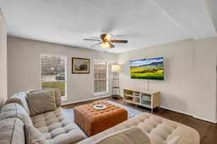 11 Snapdragon Ct, The Woodlands, TX 77381 - Photo 12