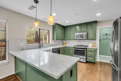 11 Snapdragon Court, The Woodlands, TX 77381 - Photo 22