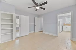 909 28th St, Galveston, TX 77550 - Photo 14