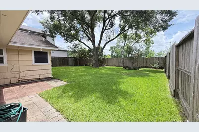 5235 Mimosa Drive, Bellaire, TX 77401 - Photo 24