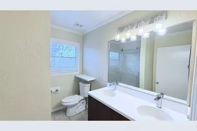 5235 Mimosa Drive, Bellaire, TX 77401 - Photo 14