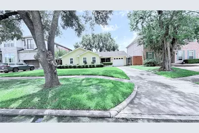 5235 Mimosa Drive, Bellaire, TX 77401 - Photo 1