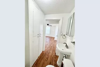 1106 Gulfview Lane, Freeport, TX 77541 - Photo 8