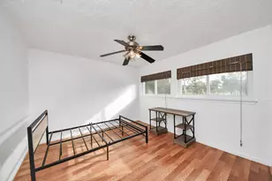 601 E Castle Harbour Dr, Friendswood, TX 77546 - Photo 36