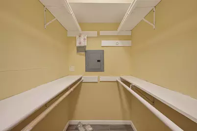 10075 Westpark Drive #84, Houston, TX 77042 - Photo 18