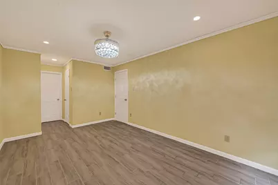 10075 Westpark Drive #84, Houston, TX 77042 - Photo 2