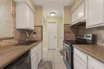 10075 Westpark Drive #84, Houston, TX 77042 - Photo 10