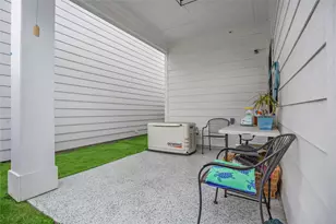 303 Blueberry St, Houston, TX 77018 - Photo 32