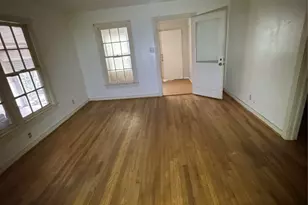 205 Caplin St, Houston, TX 77022 - Photo 10