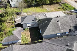 205 Caplin St, Houston, TX 77022 - Photo 6