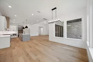 16007 Bonjour Blvd, Conroe, TX 77302 - Photo 8