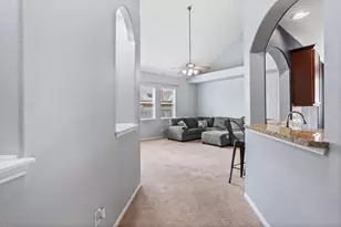 970 Jennifer St, Alvin, TX 77511 - Photo 6