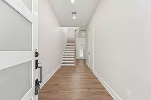 1946 Purswell Rd, Houston, TX 77055 - Photo 2