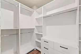 1946 Purswell Rd, Houston, TX 77055 - Photo 18