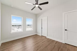 1946 Purswell Rd, Houston, TX 77055 - Photo 14