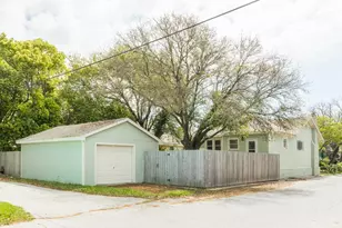 4528 Ave R 1/2, Galveston, TX 77551 - Photo 6