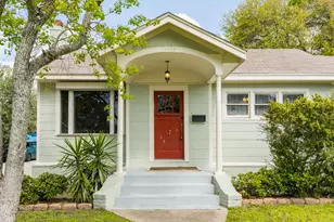 4528 Ave R 1/2, Galveston, TX 77551 - Photo 2