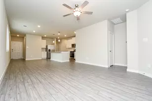 2022 W Darlington Oak Ct, Conroe, TX 77304 - Photo 18