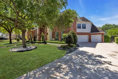 1723 Pampas Trail Drive, Friendswood, TX 77546 - Photo 2