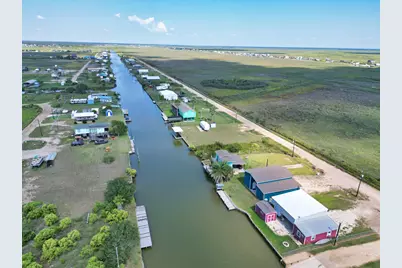 1838 Hall Avenue, Sargent, TX 77414 - Photo 30