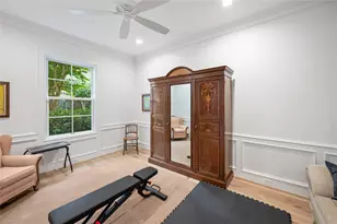 1235 Wynden Oaks Garden Dr, Houston, TX 77056 - Photo 16