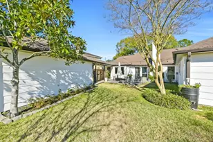 1914 Round Lake Dr, Houston, TX 77077 - Photo 30