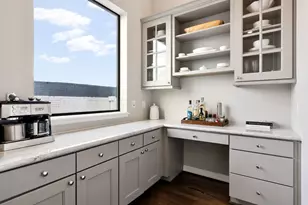 306 W Saulnier St, Houston, TX 77019 - Photo 28