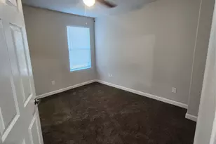617 E 39th St, Houston, TX 77022 - Photo 14